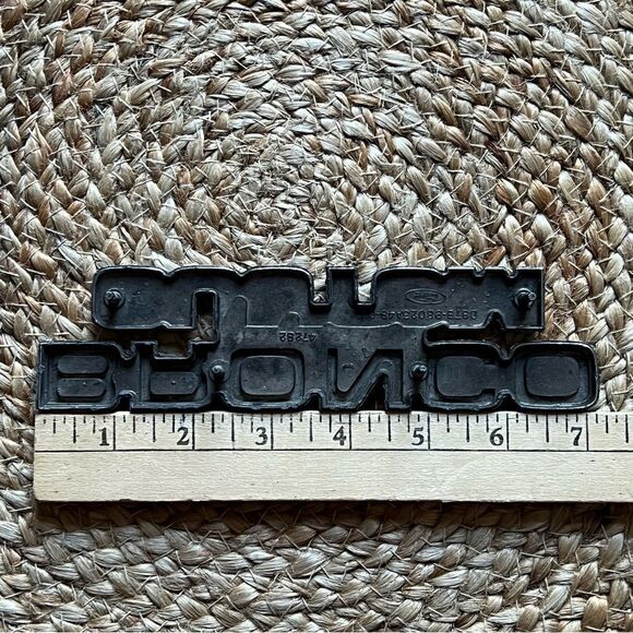 Vintage 1970s Original Chrome Ford Bronco Custom Emblem - Picture 6 of 10